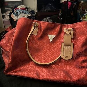 Guess 3 Compartment Overnight Bag